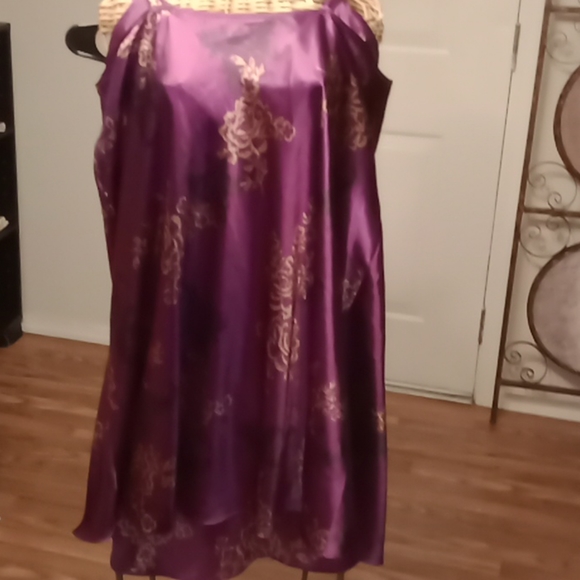 Morgan Taylor Chemise - Picture 5 of 8